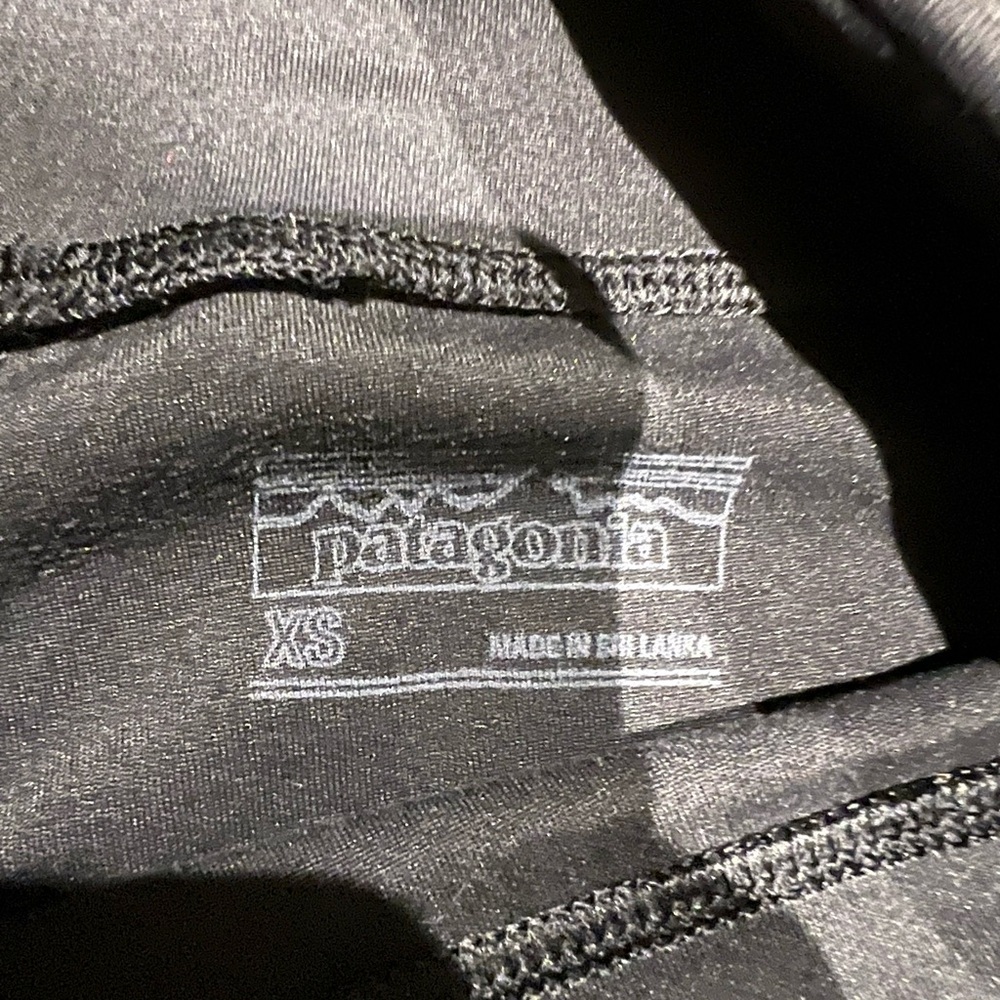 Patagonia Black Fleece Leggings - Picture 4 of 6